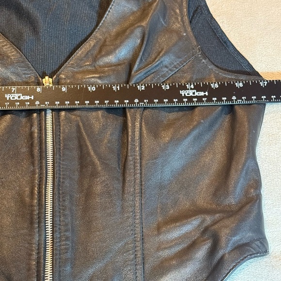 Vtg Casual Corner Black Genuine Leather Vest Ribbed Back Zip Up Moto Fitted M - Picture 7 of 9